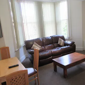 Apartment No 4 - Large 2 Bed Near Sefton Park And Lark Lane 