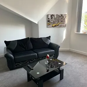 Apartment No 9 