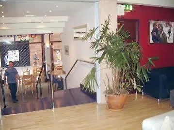 Travelodge Rose Street Edinburgh Hotel
