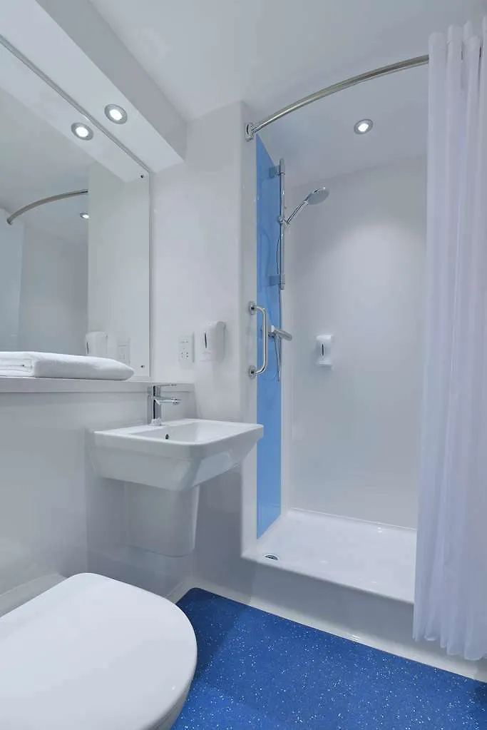 *** Hotel Travelodge Rose Street Edinburgh United Kingdom